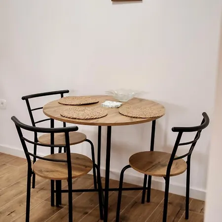 Crosshill Apartmán *